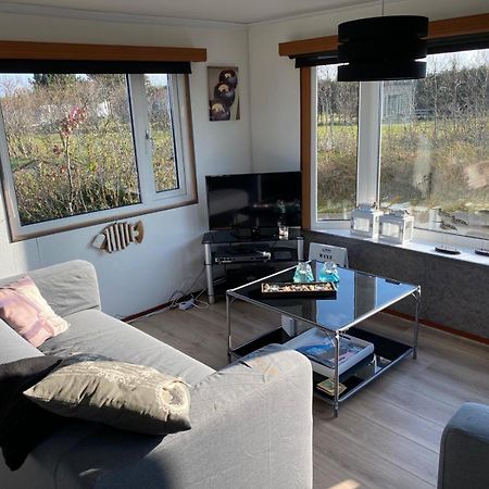 Chalet ZonZeeSion Klein Vaarwater T12 Buren (Friesland) Exterior foto