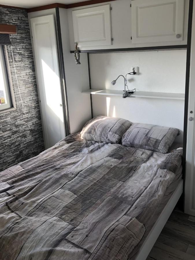 Chalet ZonZeeSion Klein Vaarwater T12 Buren (Friesland) Exterior foto